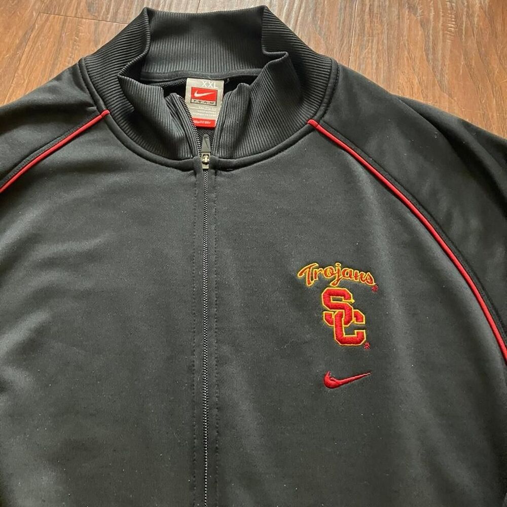 Nike Men's Black and Navy Jacket